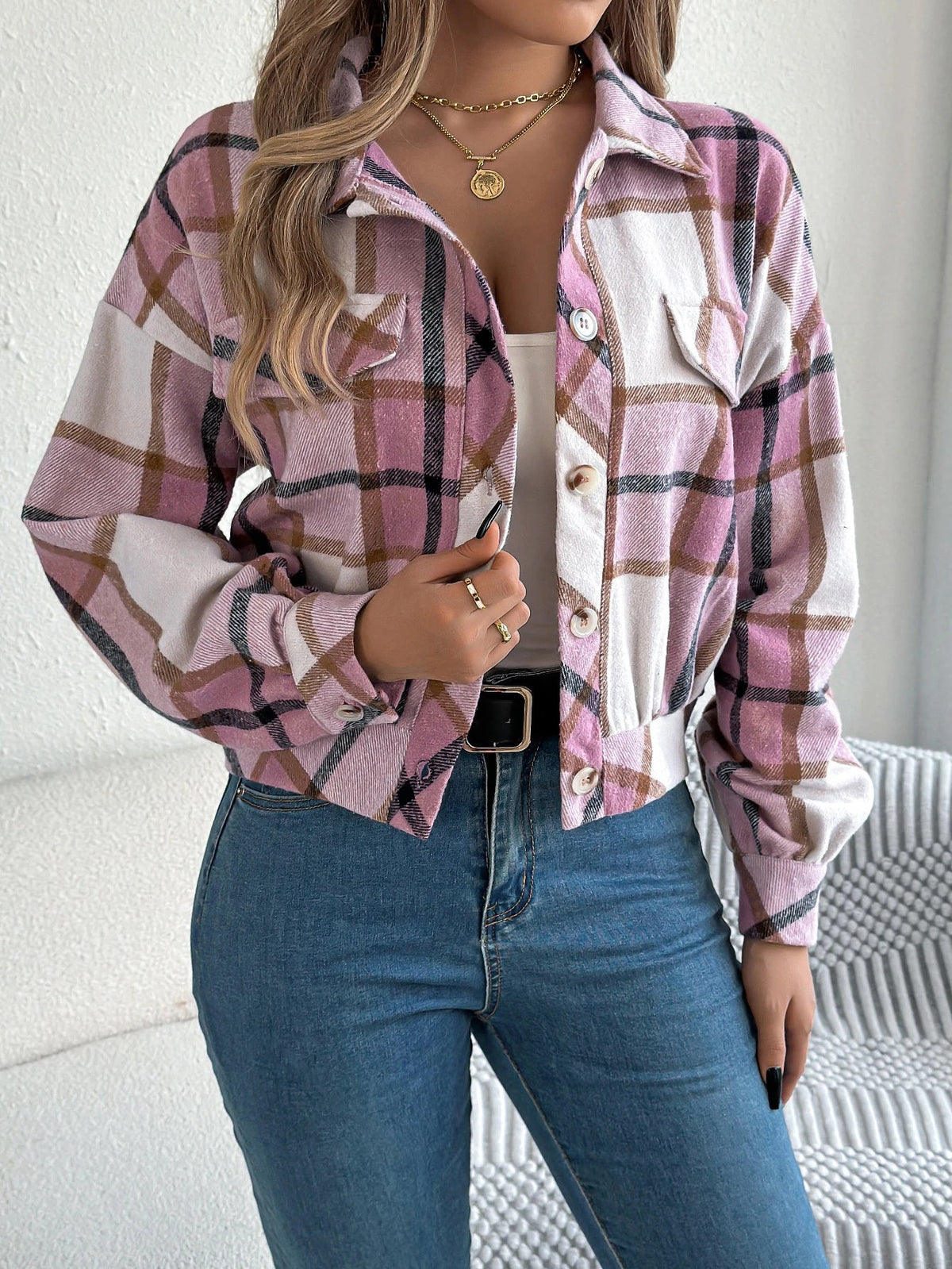 Cropped geruite shacket dames, roze - afbeelding 3