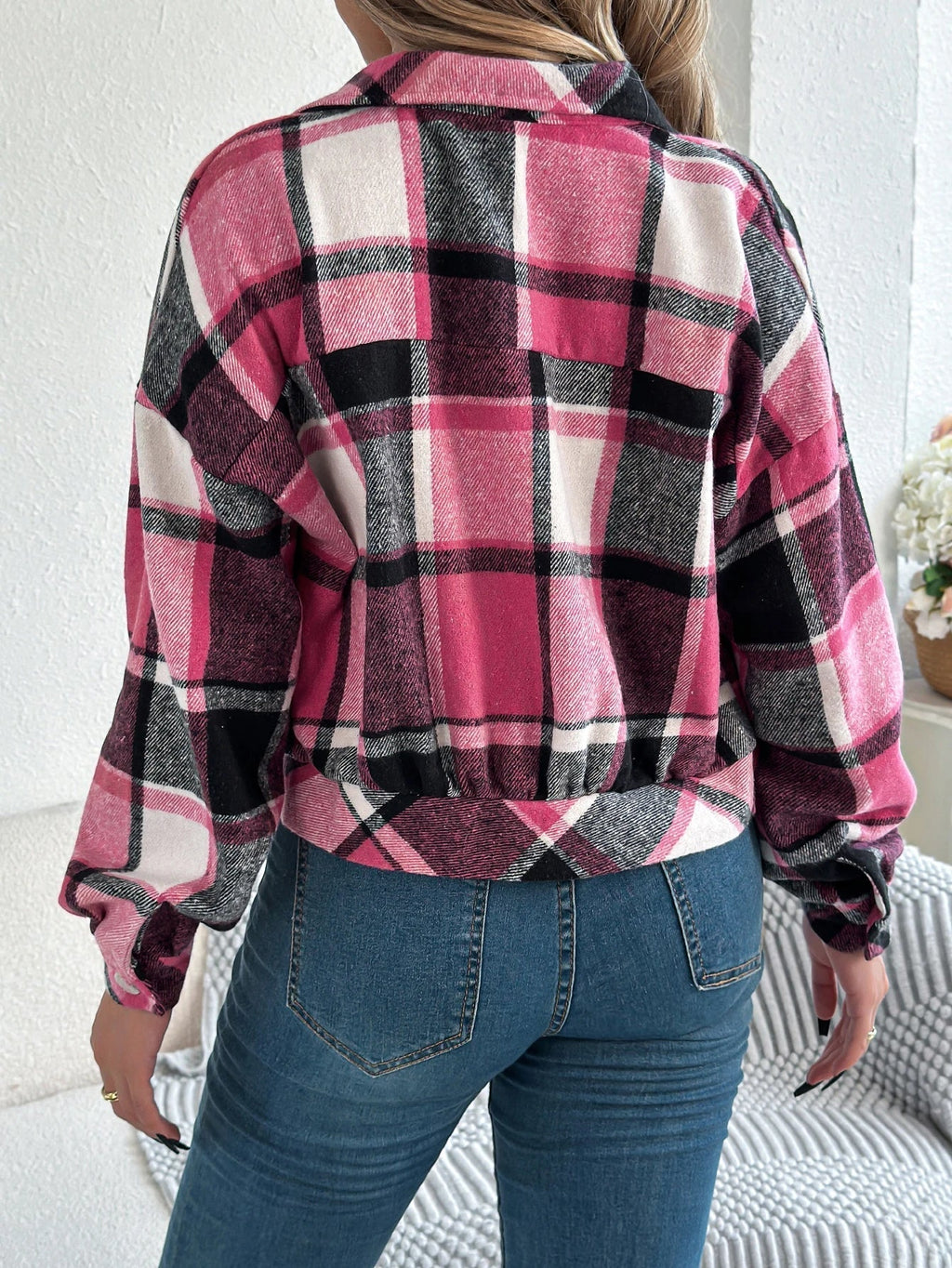 Cropped geruite shacket dames - afbeelding 6