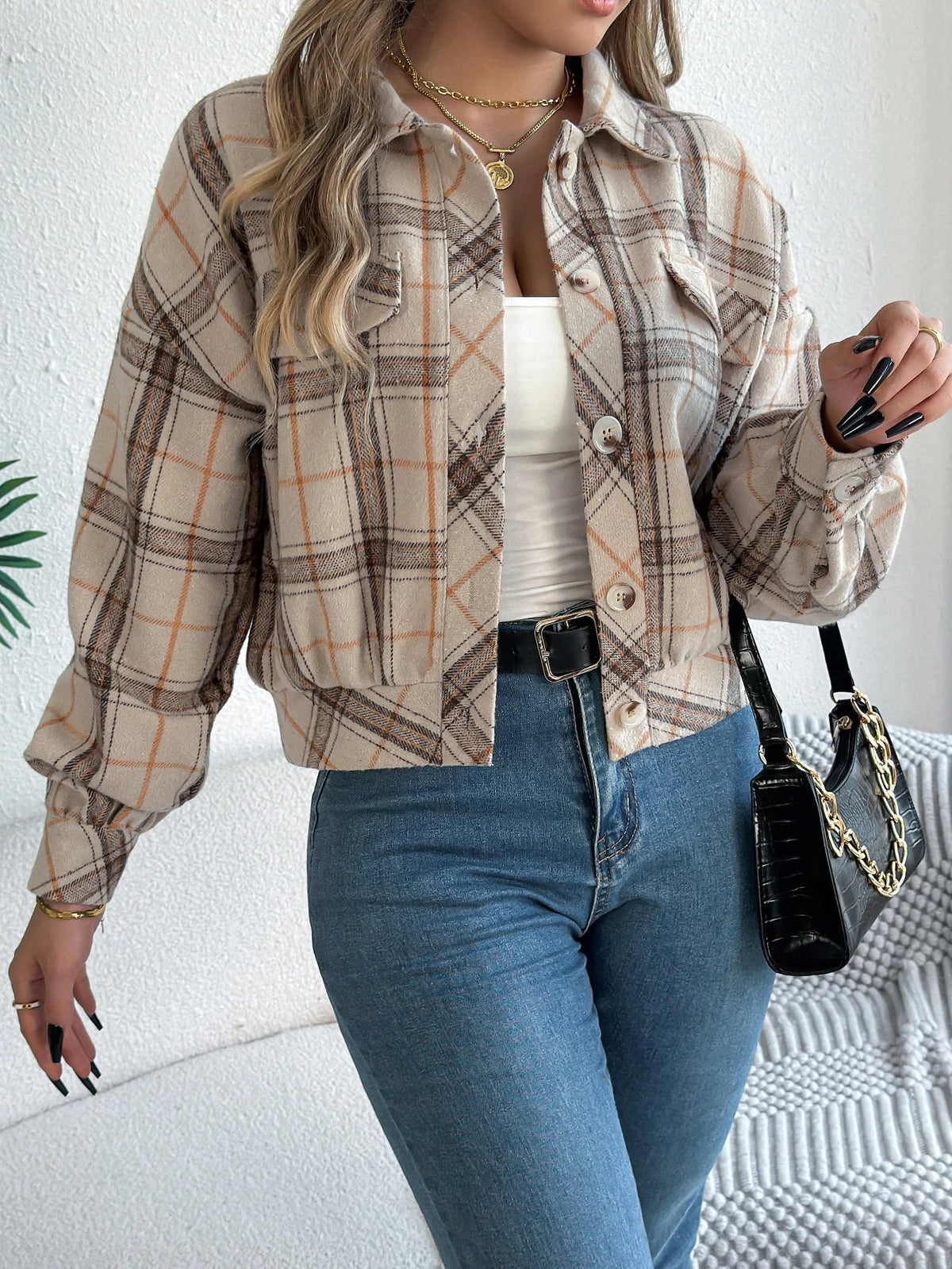 Cropped geruite shacket dames, beige - afbeelding 7